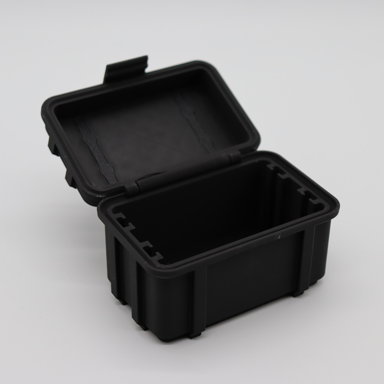 Stapelbarer Mini-Schutzkoffer in Army-Style für Batterien, SD-Karten und mehr